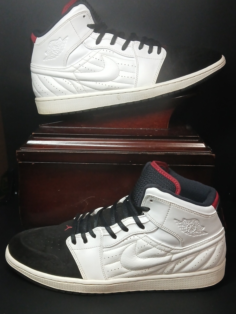 Air Jordan 1 Retro '99 (BLACK TOE) 2014, Mens Size-13. 100%AUTHENTIC!